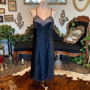 Vintage Barbizon Lace V-Neck Maxi Slip Dress silk lingerie night gown Black